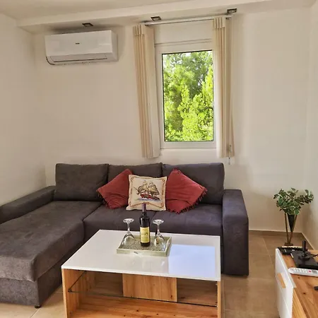 Ww Apartman Kotor Exterior photo